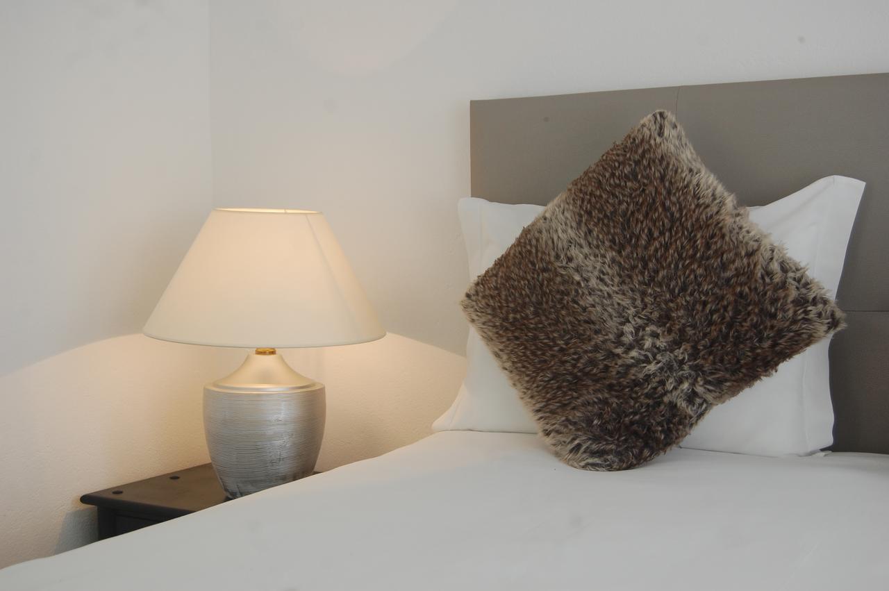 Suites Inn לאגוּ‏ש מראה חיצוני תמונה